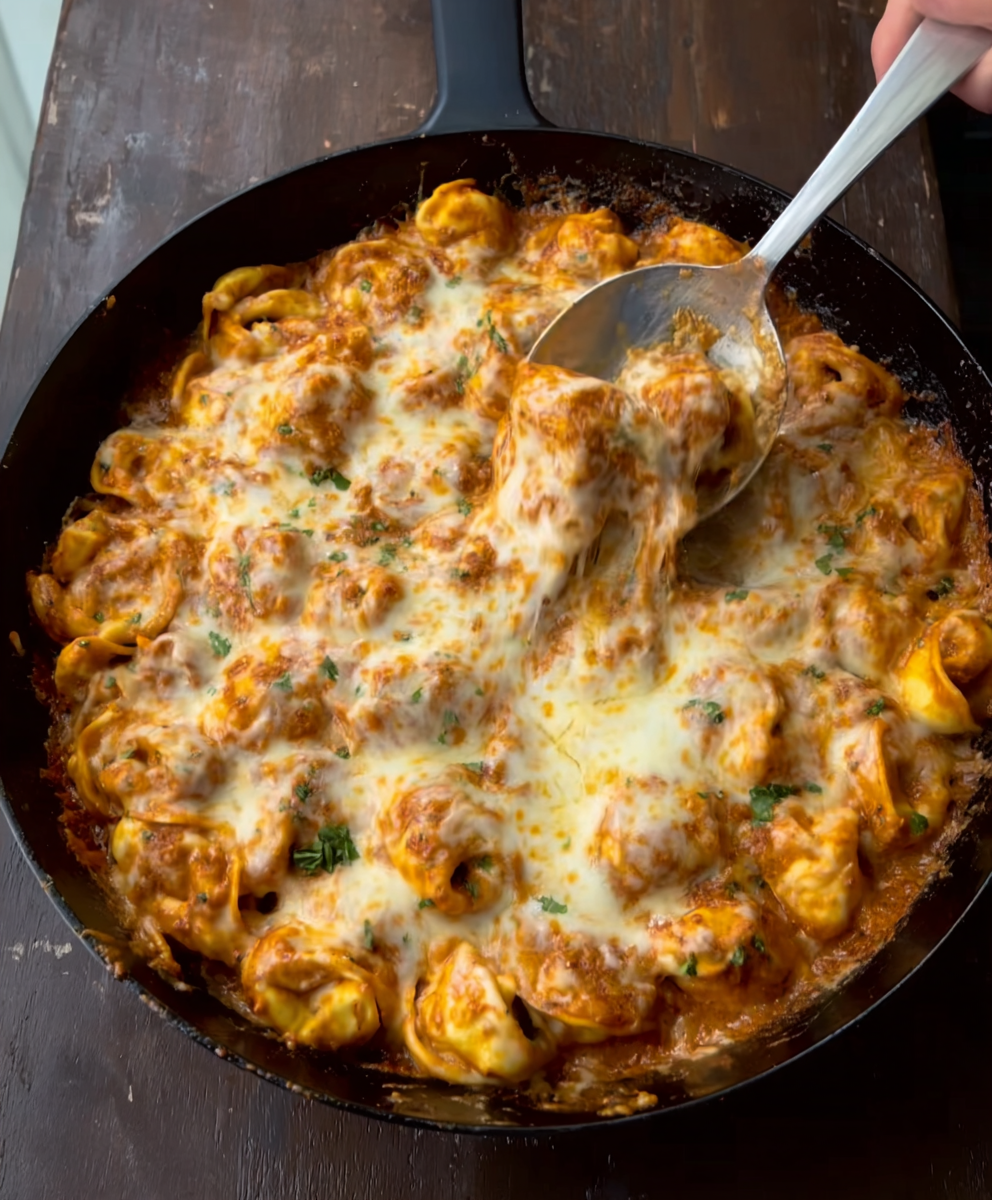 Cheesy Baked Tortellini Skillet