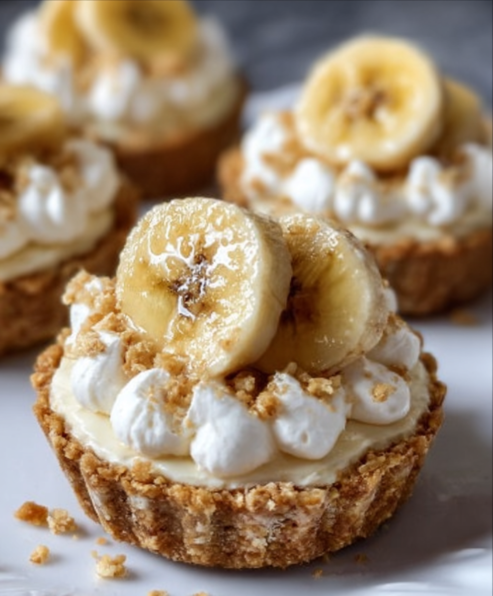 No-Bake Mini Banana Cream Pies